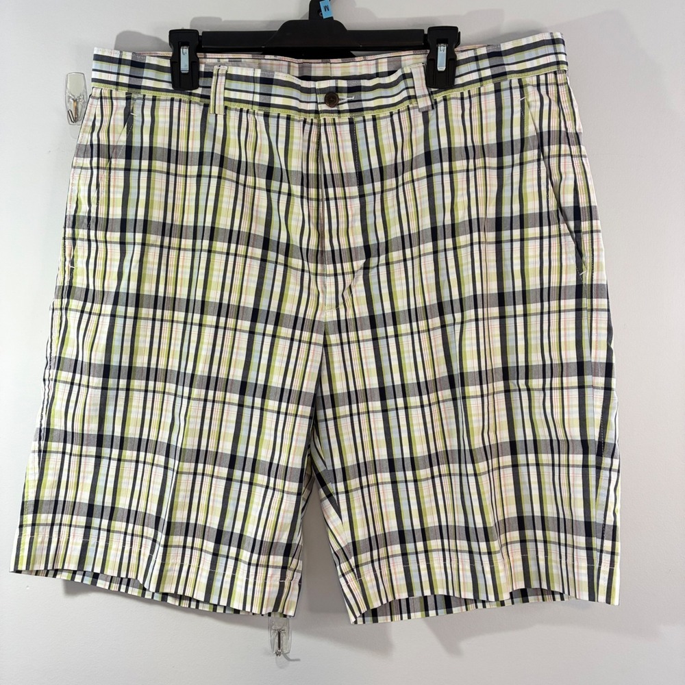 Cutter‎ & Buck Plaid Golf Shorts Flat Front Casual Lightweight Mens Size 38x9